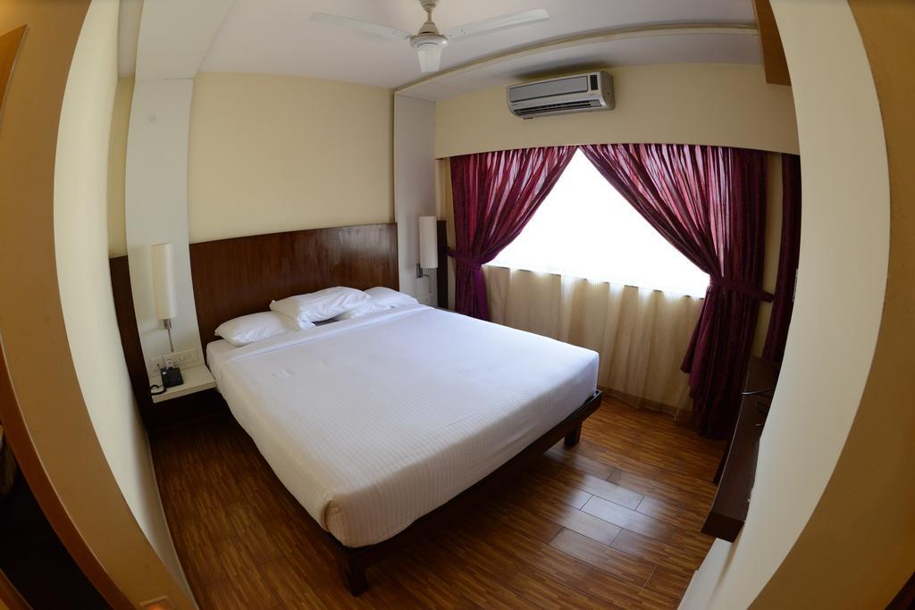 Hotel Ayush International Мангалор Номер фото